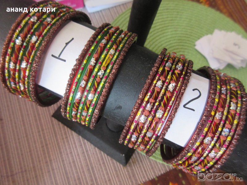 Индийски гривни, снимка 1