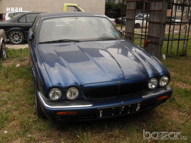 Продавам Ягуар / Jaguar XJ8 3200 V8 на части или цял