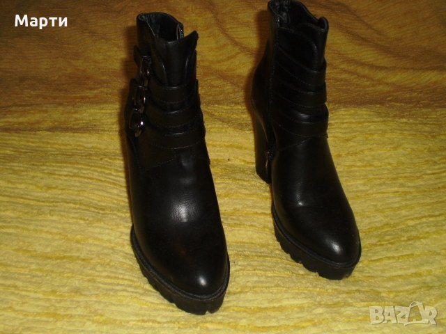дамски черни боти на ток , снимка 2 - Дамски обувки на ток - 24444189
