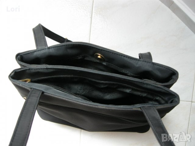 Черна  чанта, снимка 3 - Чанти - 23520176