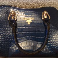 Луксозна чанта , снимка 1 - Чанти - 23823129