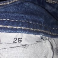 Дънкови къси панталонки, снимка 3 - Къси панталони и бермуди - 18342402