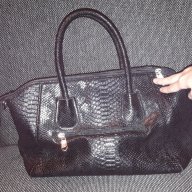 Дамска чанта имитираща змийска кожа, снимка 2 - Чанти - 14662008