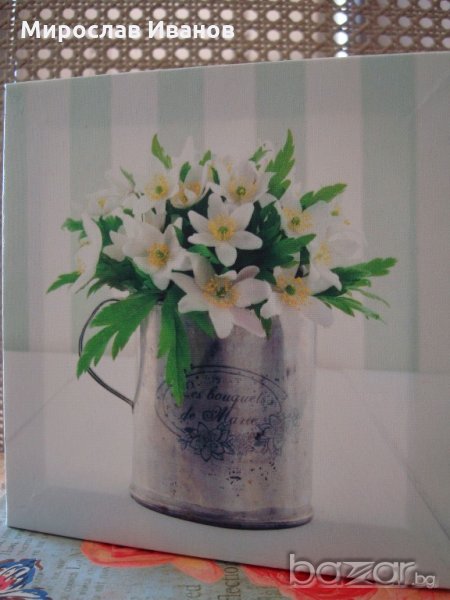 " Букет бели цветя в метален съд " - картина пано, снимка 1