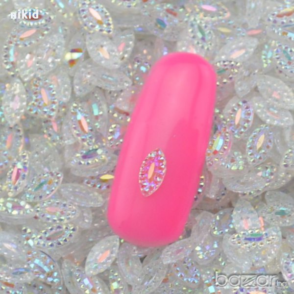 декорация за нокти маникюр прозрачни декоративни пайети 100 бр овални с брокат, снимка 1