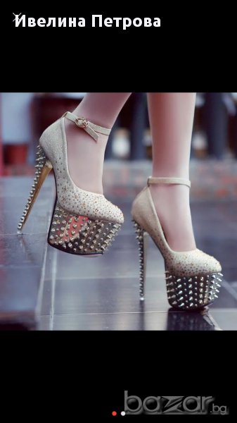 Златни високи обувки с шипове, снимка 1