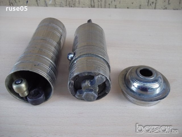 Машинка за мелене на чер пипер и др. бронзова стара - 1, снимка 6 - Други ценни предмети - 19535280