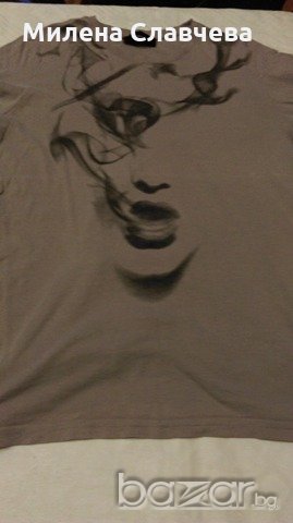 Оригинална дамска тениска GIVENCHY, снимка 2 - Тениски - 20824012