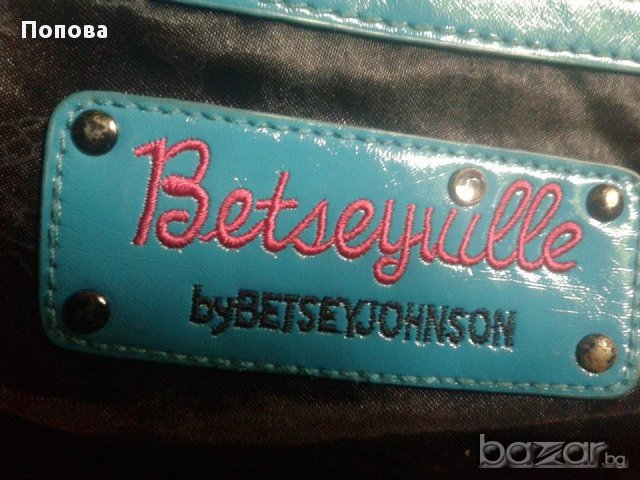  Промо !"BETSEY JOHNSON' 100% оригинална  чанта, снимка 2 - Чанти - 14244218