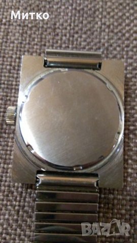 Стар дамски механичен часовник "Macri", снимка 2 - Антикварни и старинни предмети - 24399460