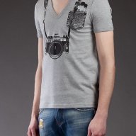 FRANKIE MORELLO GREY CAMERA PRINT Мъжка Тениска size S, снимка 1 - Тениски - 6491224