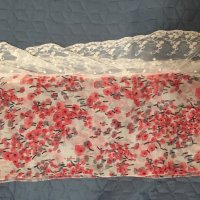 Красив дамски шал с флорални мотиви, снимка 5 - Шапки - 25865304