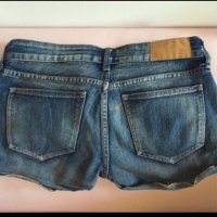 Къси дънкови панталонки, снимка 2 - Къси панталони и бермуди - 24079926