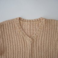 Нежна плетена блузка, М , снимка 2 - Блузи с дълъг ръкав и пуловери - 18362717