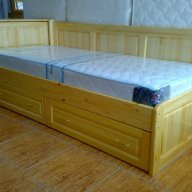 Легло с гръб и две чекмеджета с ролков механизъм -масив.НАЛИЧНО! , снимка 3 - Спални и легла - 10621522