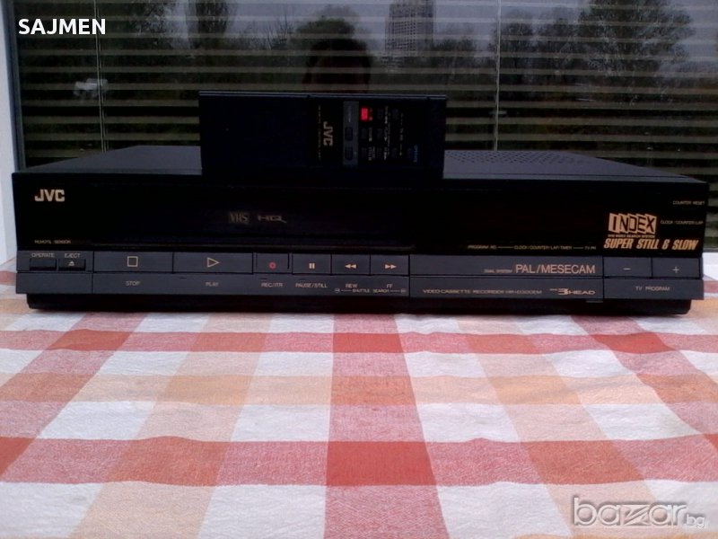 JVC HR-D300EM видео дек, снимка 1