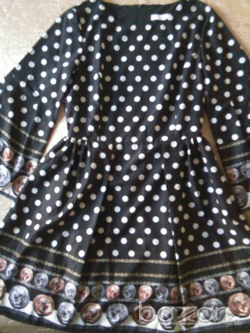 Дамска рокля на точки