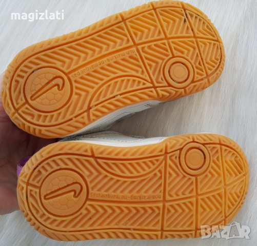 Детски маратонки Nike №21 , снимка 8 - Детски маратонки - 24818787