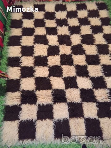 Халище на квадрати черно и бяло!