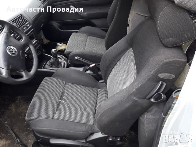 VW Golf 4, 1.6 i, 99 г на части, снимка 2 - Автомобили и джипове - 24277632