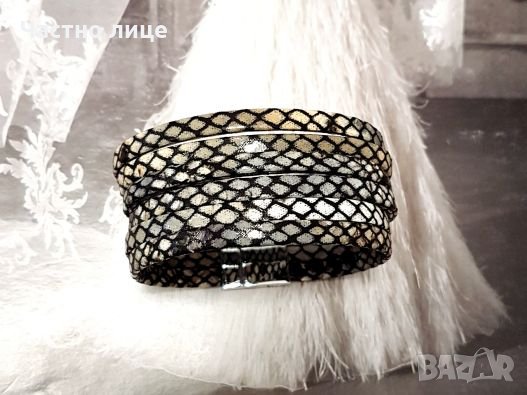 Гривни, снимка 1