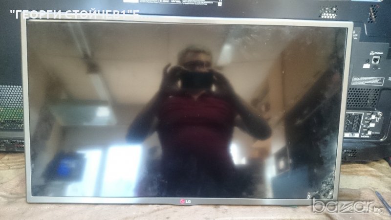 32LB561U СЪС СЧУПЕН ПАНЕЛ, снимка 1