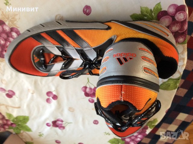 ПРОДАВАМ ФУТБОЛНИ ОБУВКИ АДИДАС,НОВИ, снимка 2 - Футбол - 23602726