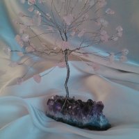Кристални дръвчета изцяло от естествени камъни.Дървото на живота и любовта., снимка 16 - Декорация за дома - 19828944
