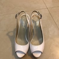 Бели обувки на ток Gianni, снимка 3 - Дамски елегантни обувки - 25409265