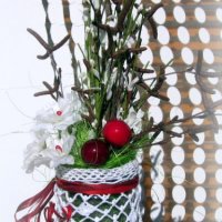 Плетена ваза с пролетна аранжировка, снимка 9 - Вази - 24375240