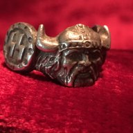 Масивен сребърен пръстен на германската SS дивизия Wiking, снимка 1 - Антикварни и старинни предмети - 16689866