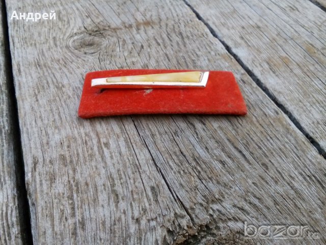 Игла за вратовръзка