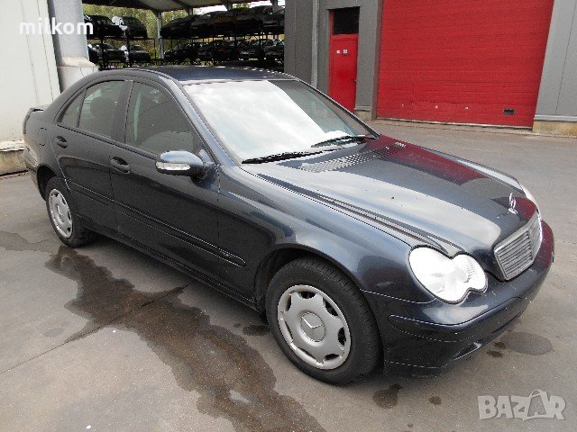 2.2 дизел Ц класа Мерцедес w203 Mercedes C class diesel части, снимка 3 - Автомобили и джипове - 22410149