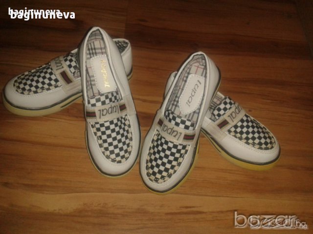 Нови детски бели кожени мокасини - 28-29 и 30 номер