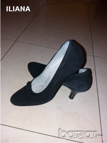 Обувки от естествен велур 