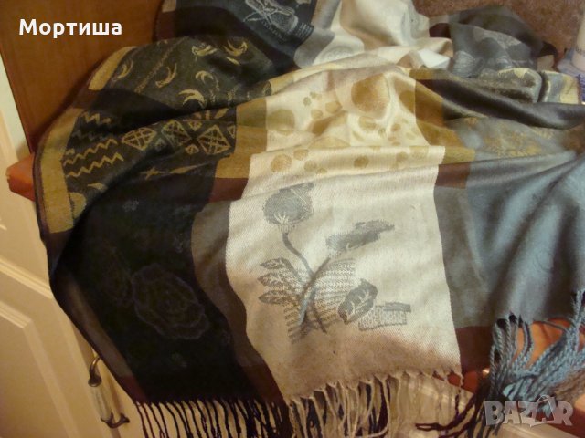 100% Кашмир красив шал, снимка 3 - Шалове - 23267374
