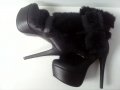 Louboutin боти с косъм реплика, снимка 3