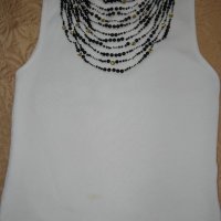 Елегантна блуза с перли и камъни, снимка 1 - Тениски - 22137995