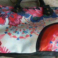 Чанта на Desigual дамска чанта къси и дълга дръжки, снимка 10 - Чанти - 24525891