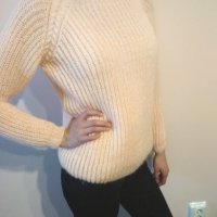 Ръчно плетен пуловер с реглан ръкав, снимка 1 - Блузи с дълъг ръкав и пуловери - 25166757