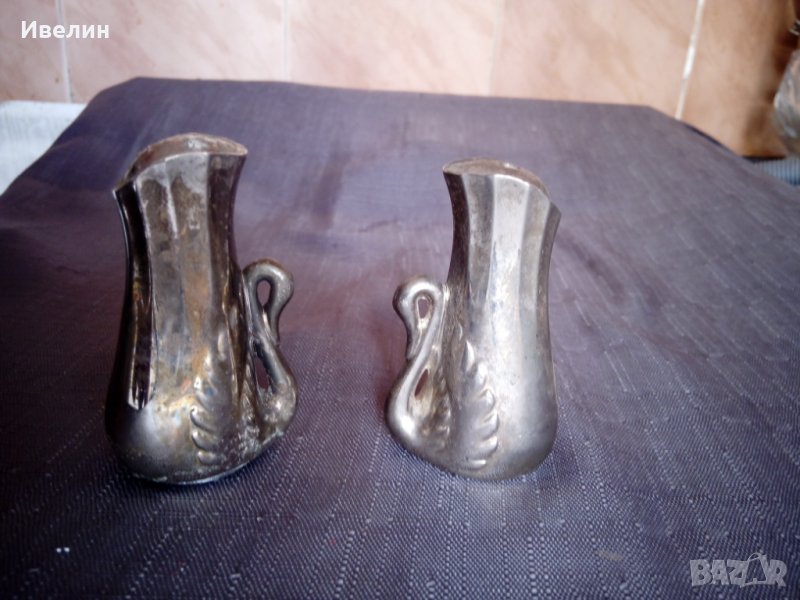 две солнички-лебед, снимка 1