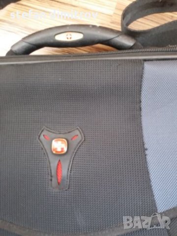 Чанта за лаптоп WENGER , снимка 5 - Чанти - 21852976