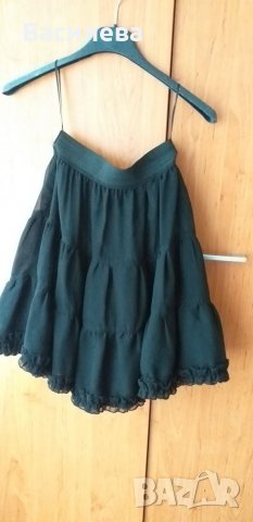 Черна копринена ученическа пола, снимка 1 - Детски рокли и поли - 25175755
