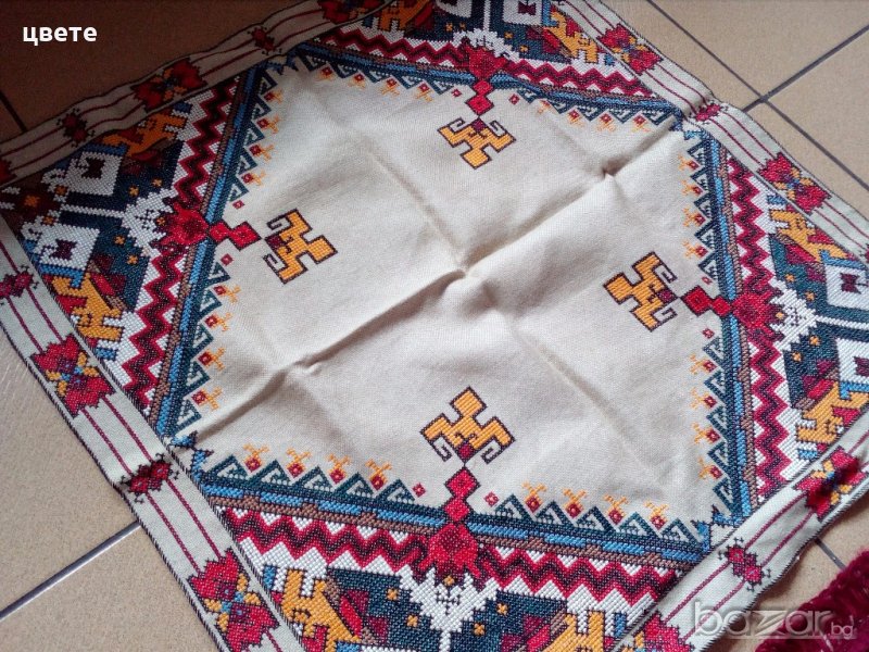 Каре 7, снимка 1