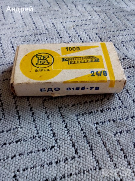 Стара кутия с телчета за телбод, снимка 1