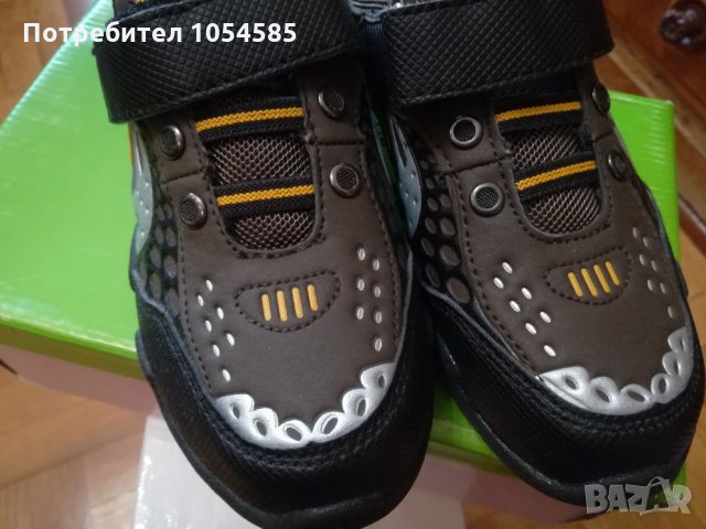 Нови маратонки - 30 номер , снимка 2 - Детски маратонки - 23625076