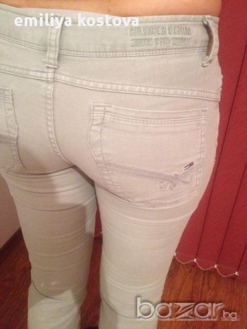 Дамски дънки Томи Хилфингер, снимка 2 - Дънки - 10016487