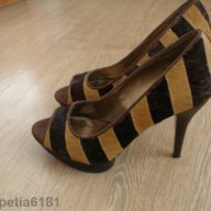 Оригинални маркови обувки , снимка 1 - Дамски обувки на ток - 11779436