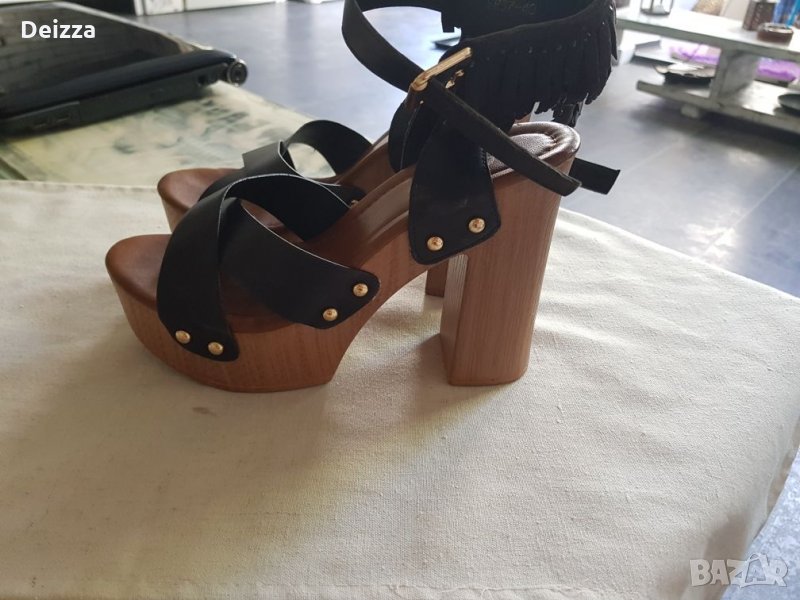 Летни сандали на висок ток, снимка 1