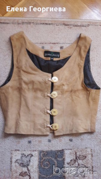 Продавам дамски велурен елек, снимка 1